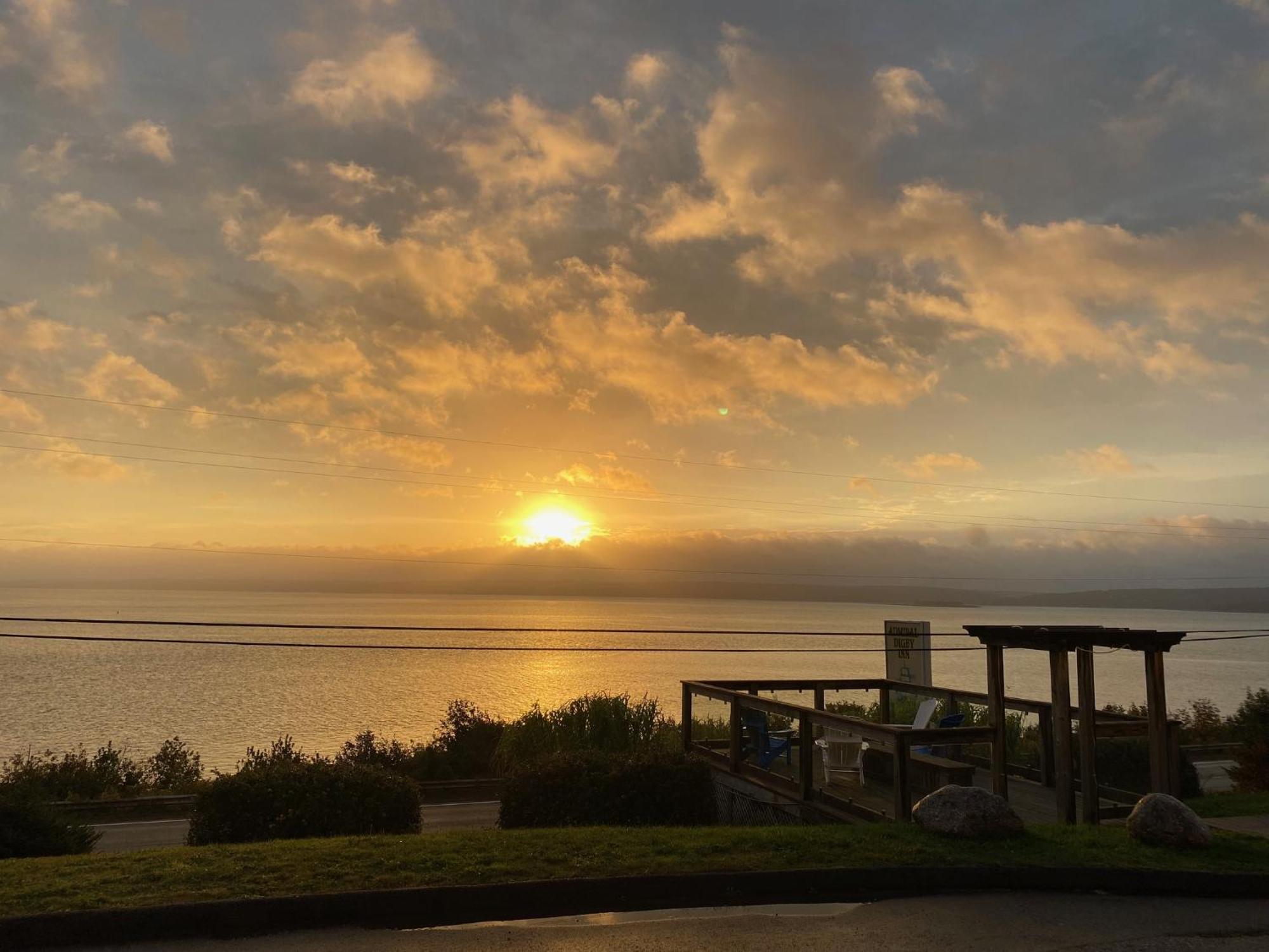 Admiral Digby Inn Restaurant And Cottages エクステリア 写真